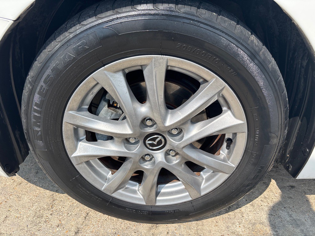 2015 Mazda Mazda3 Image 34