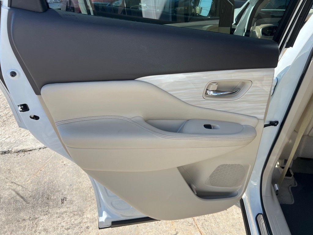2015 Nissan Murano Image 26