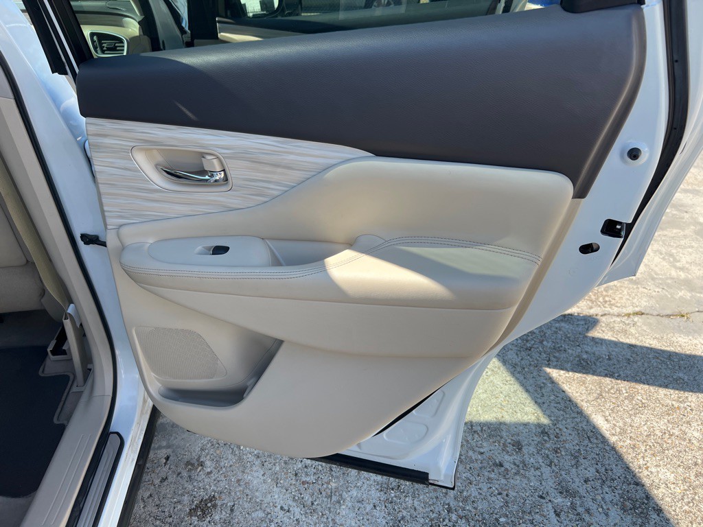 2015 Nissan Murano Image 35