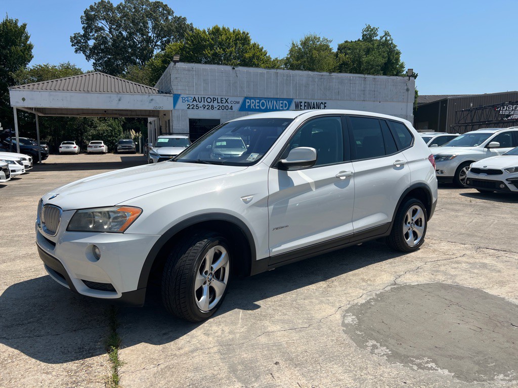 2011 BMW X3 Image 1