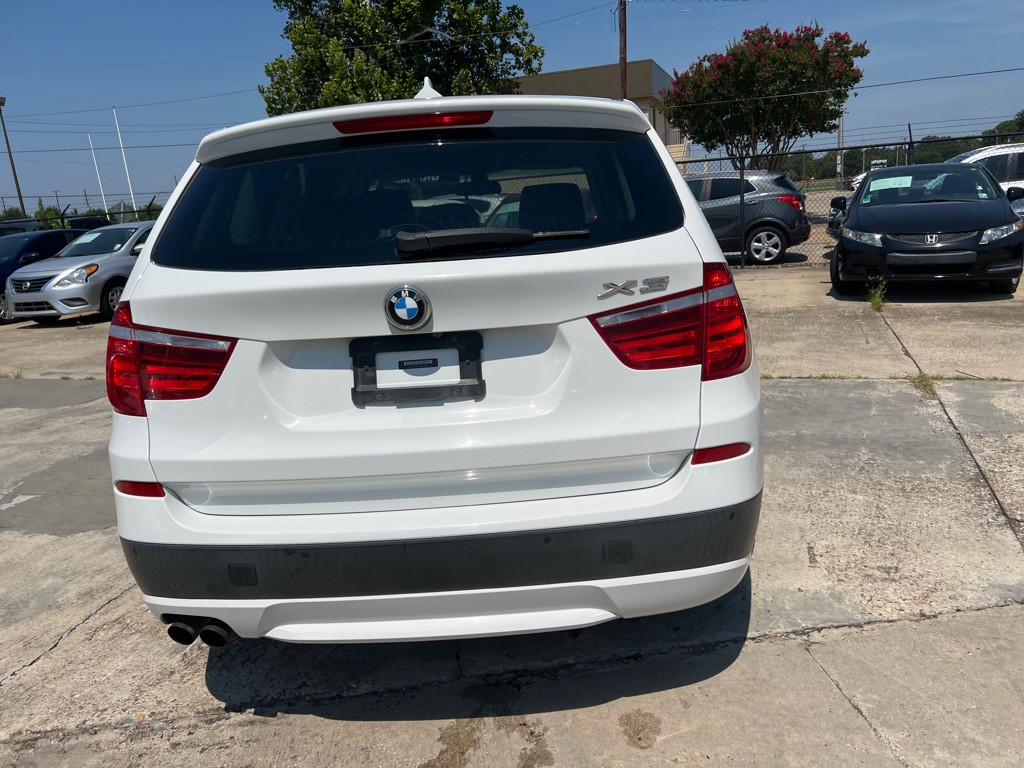 2011 BMW X3 Image 8