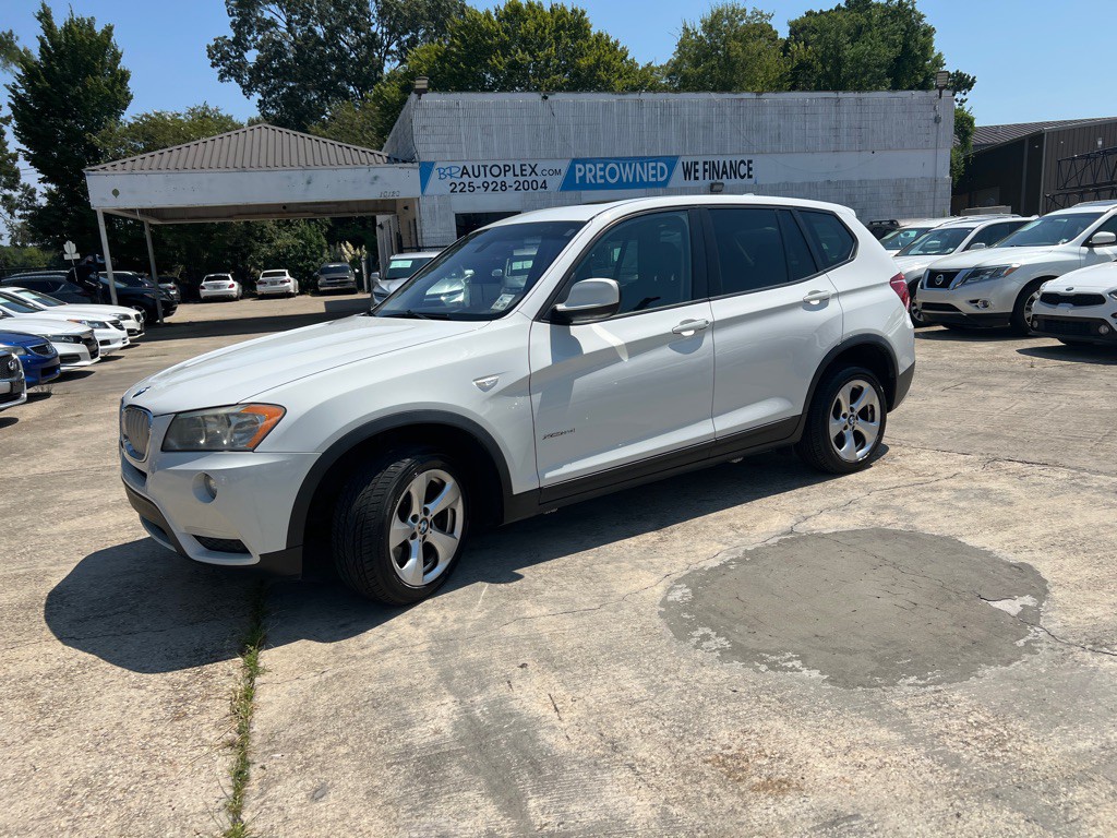 2011 BMW X3 Image 13