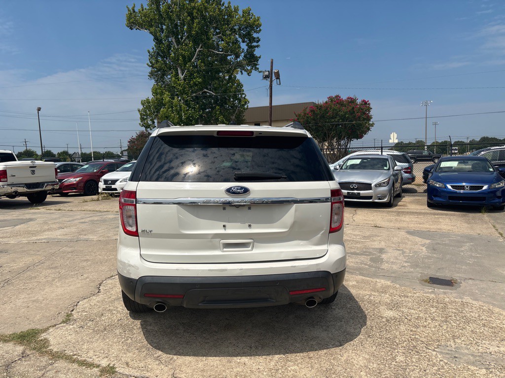 2011 Ford Explorer Image 4
