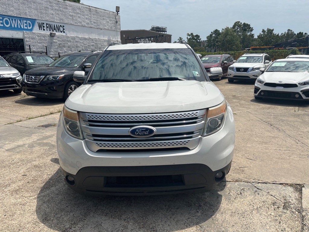 2011 Ford Explorer Image 8