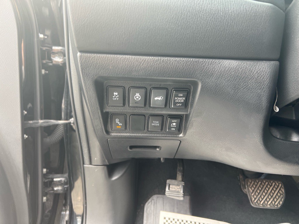 2017 Nissan Pathfinder Image 13