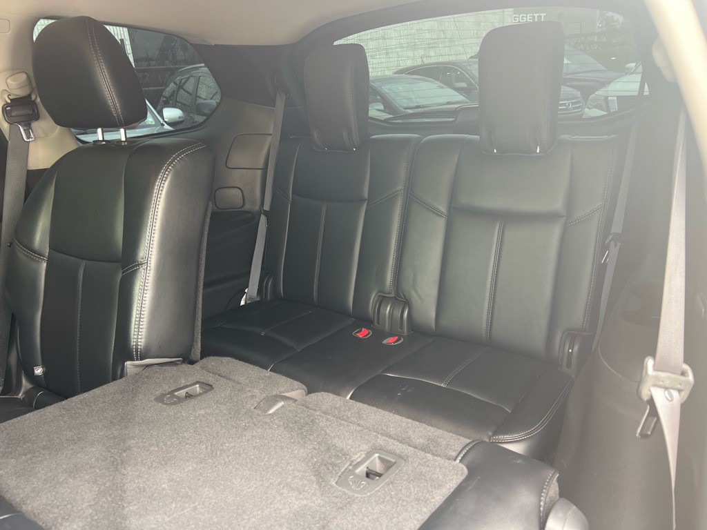 2017 Nissan Pathfinder Image 23