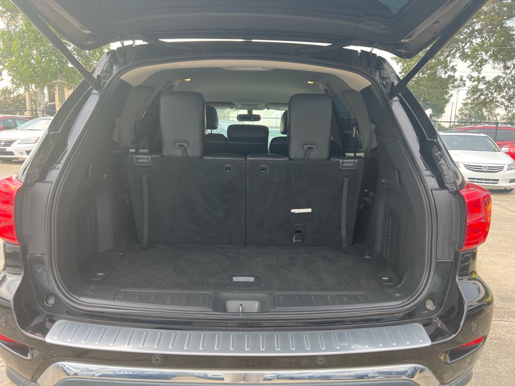 2017 Nissan Pathfinder Image 24