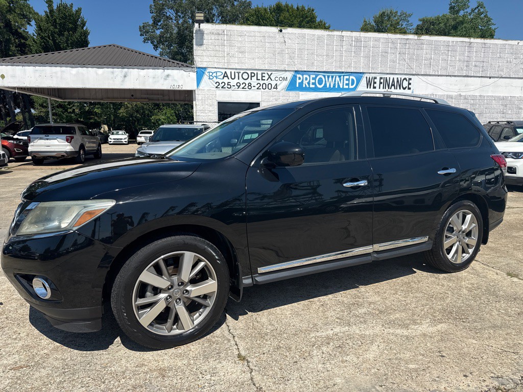 2015 Nissan Pathfinder Image 1