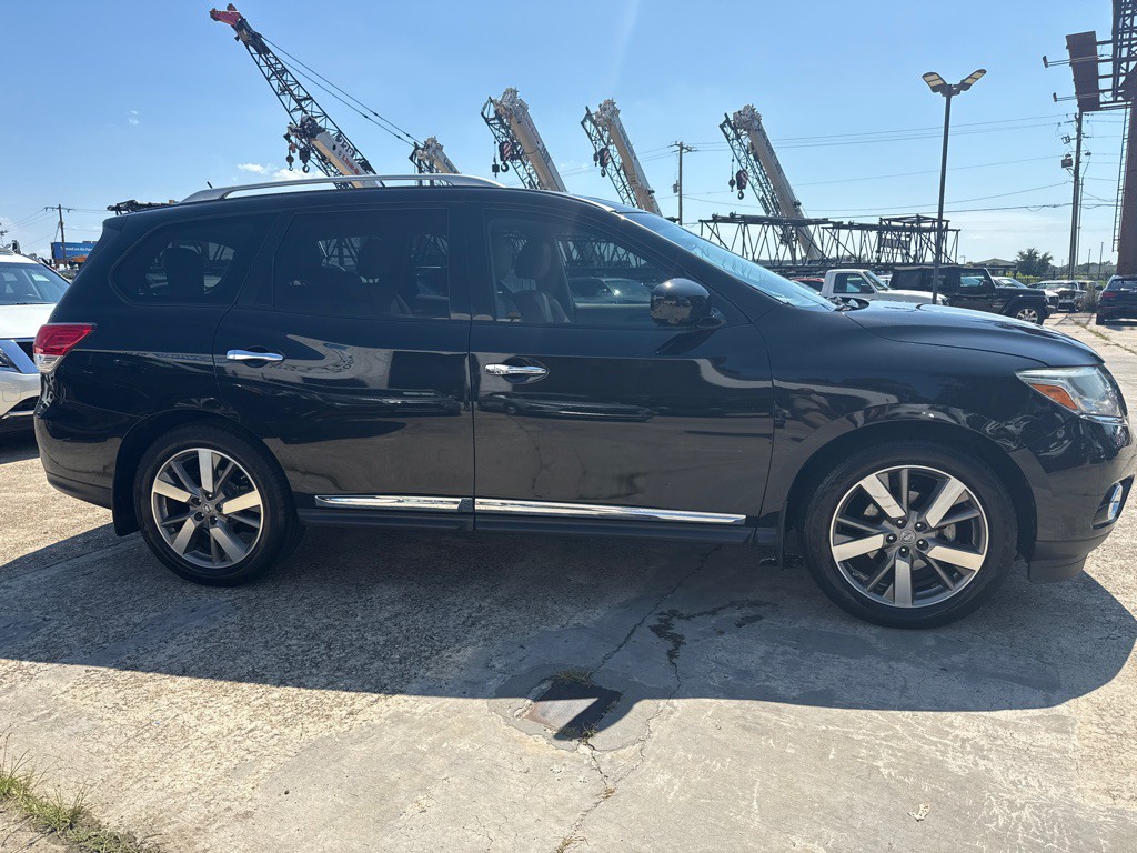 2015 Nissan Pathfinder Image 5