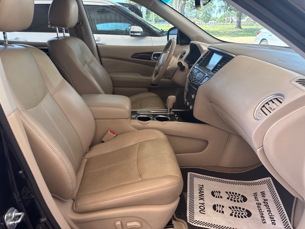 2015 Nissan Pathfinder Image 33