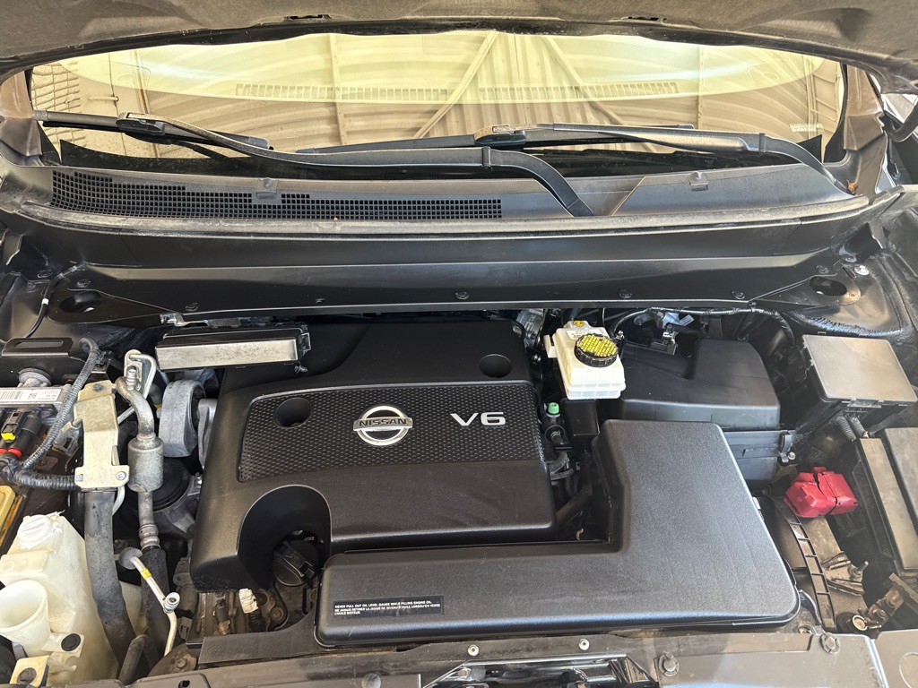 2015 Nissan Pathfinder Image 40