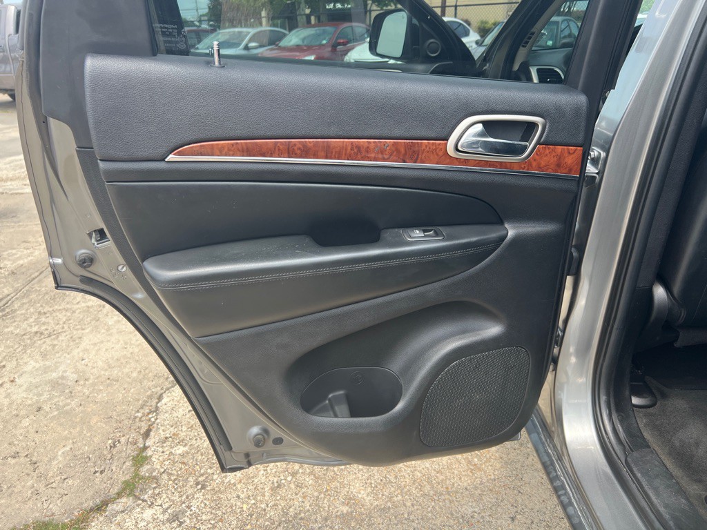 2012 Jeep Grand Cherokee Image 29