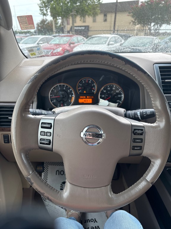 2012 Nissan Armada Image 14