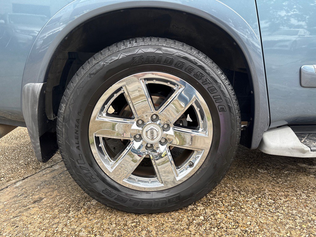 2012 Nissan Armada Image 33