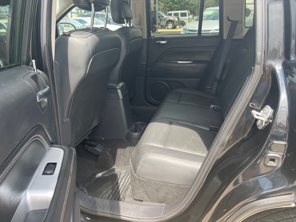 2015 Jeep Compass Image 19