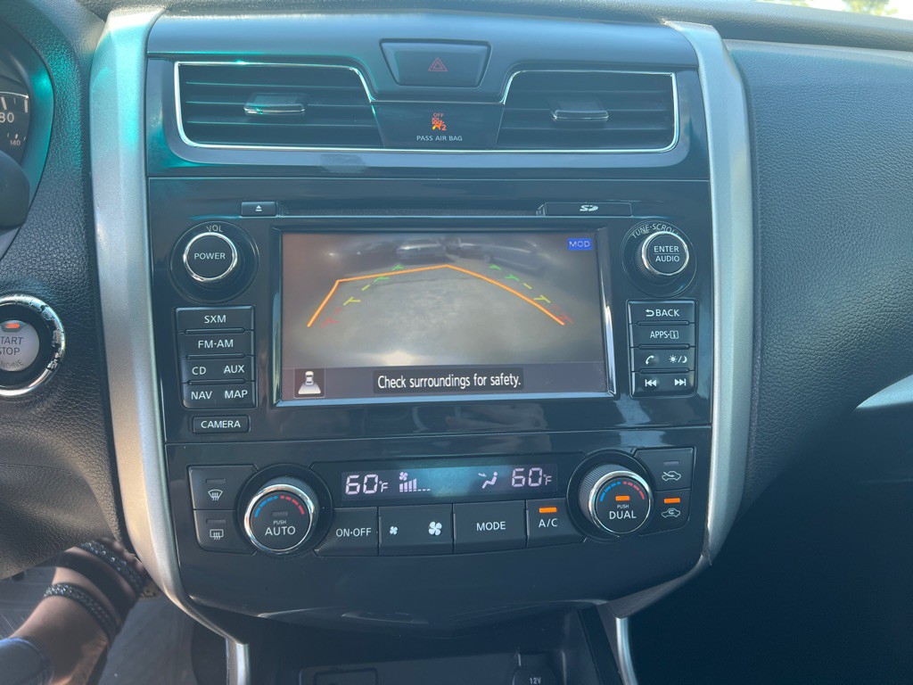 2015 Nissan Altima Image 21