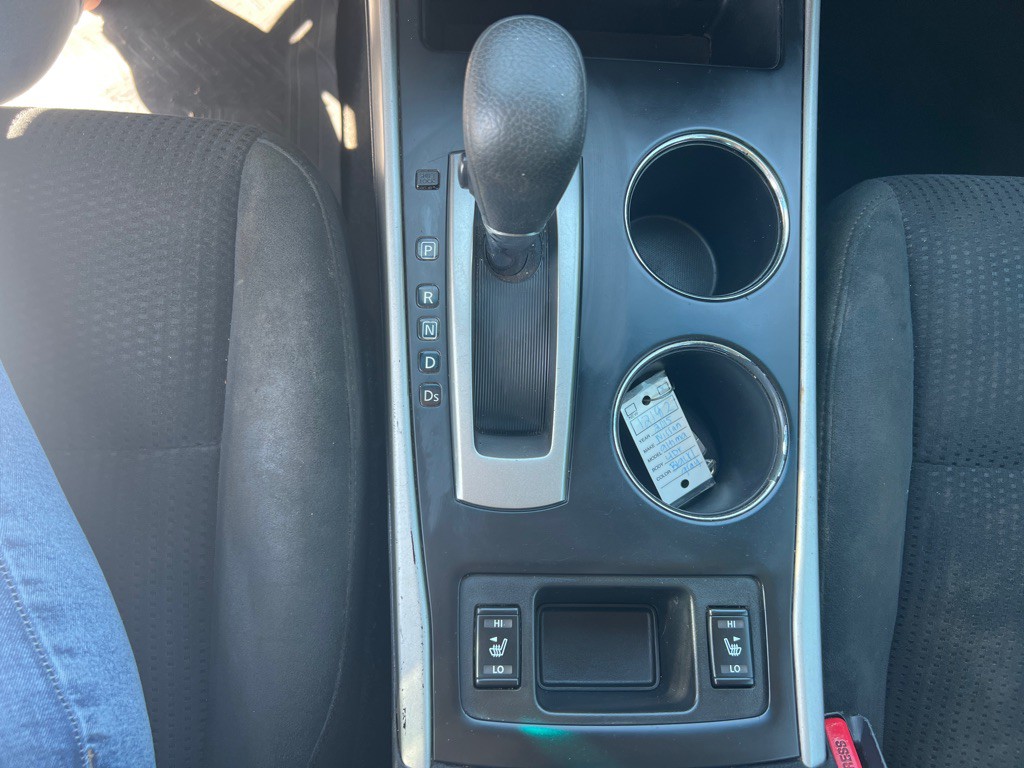 2015 Nissan Altima Image 22