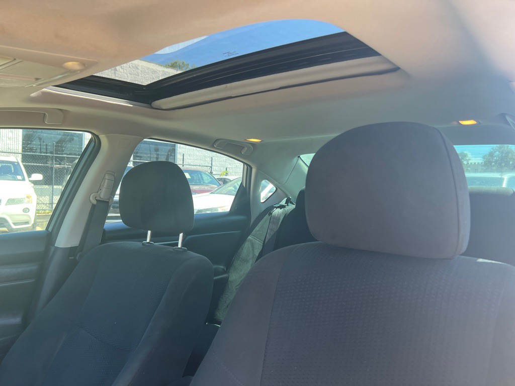 2015 Nissan Altima Image 25