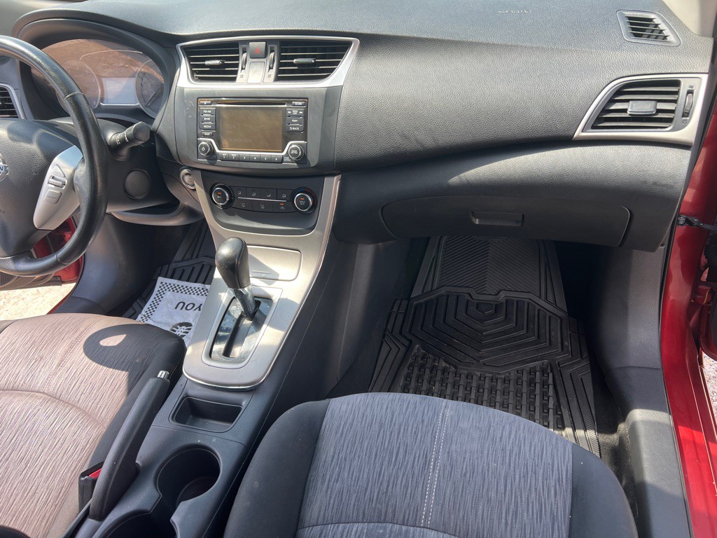 2015 Nissan Sentra Image 22