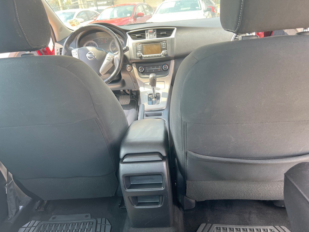 2015 Nissan Sentra Image 24