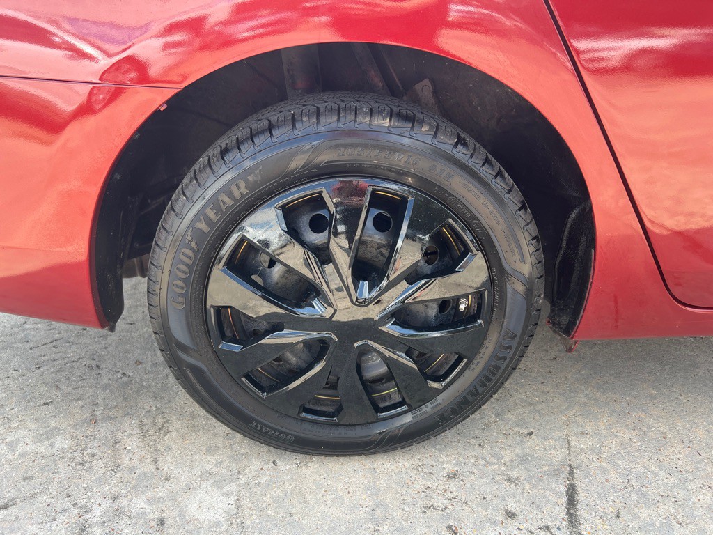 2015 Nissan Sentra Image 25