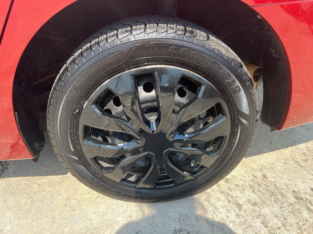 2015 Nissan Sentra Image 28