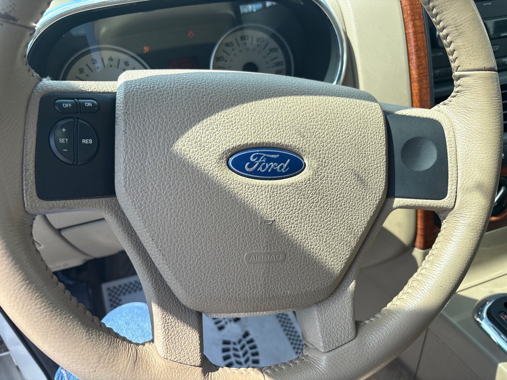 2007 Ford Explorer Image 13