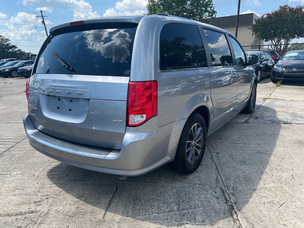 2016 Dodge Grand Caravan Image 8