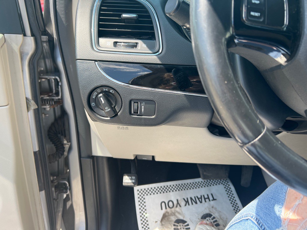 2016 Dodge Grand Caravan Image 17