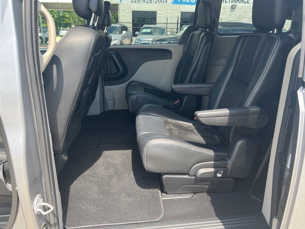 2016 Dodge Grand Caravan Image 19