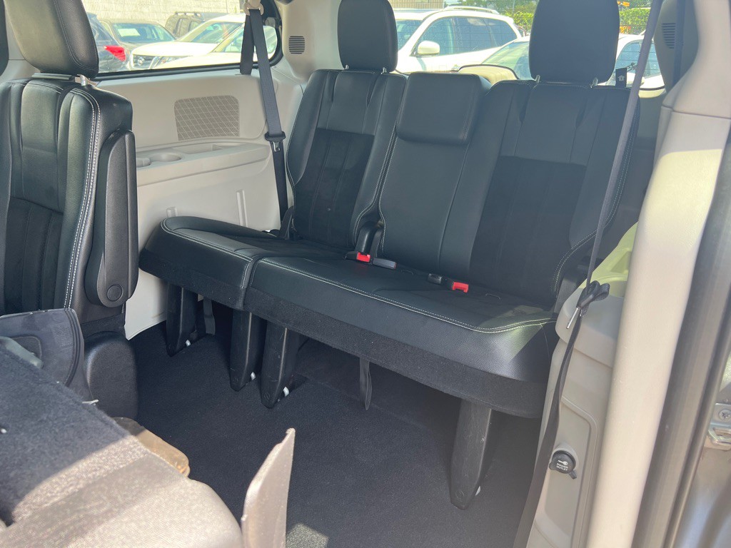 2016 Dodge Grand Caravan Image 20