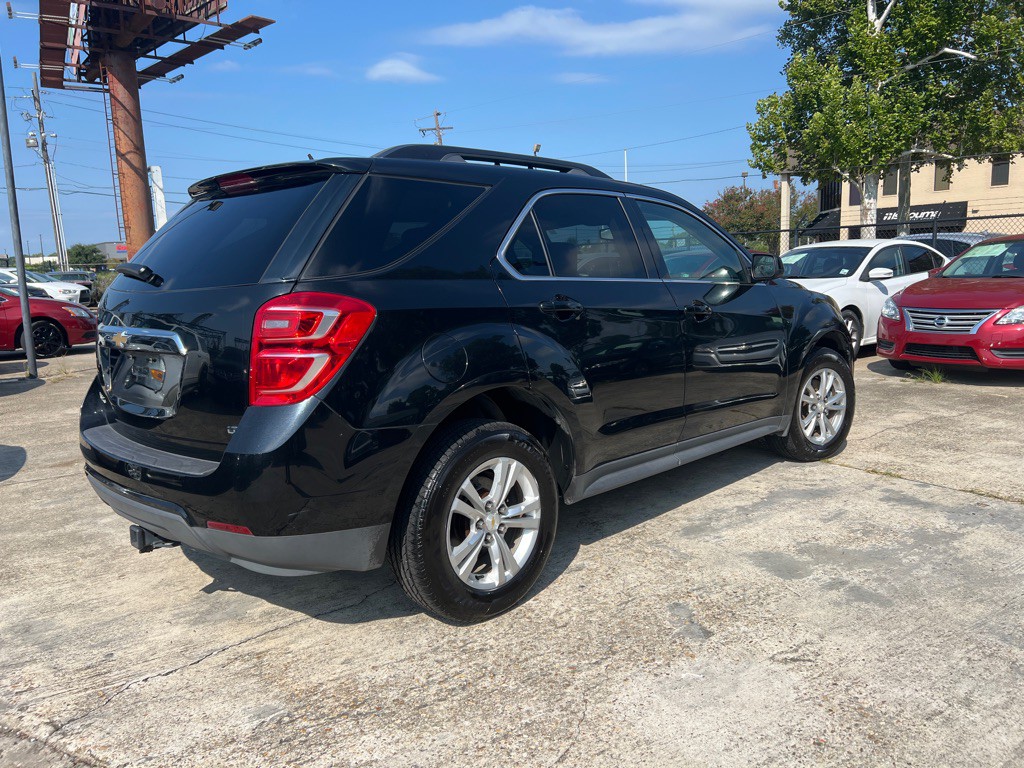 2017 Chevrolet Equinox Image 8