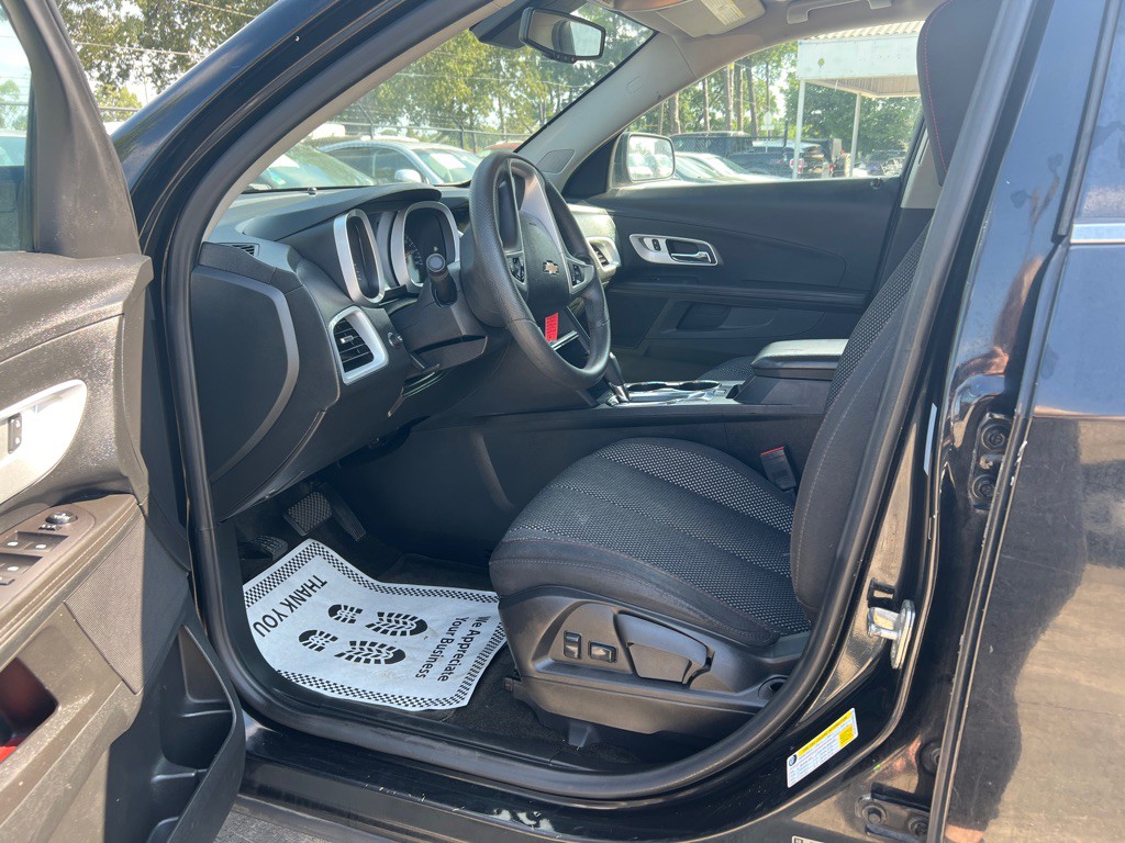 2017 Chevrolet Equinox Image 13