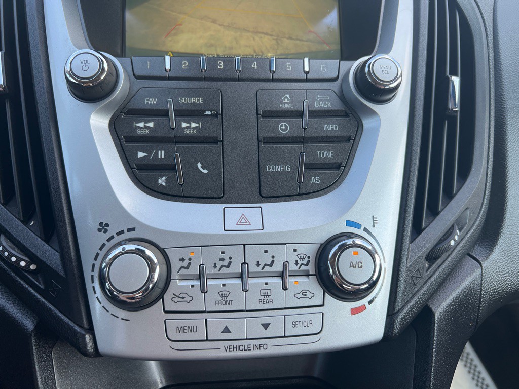 2017 Chevrolet Equinox Image 19