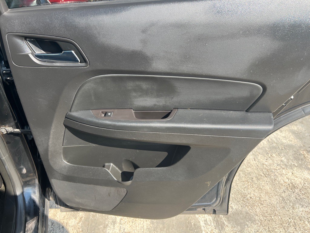 2017 Chevrolet Equinox Image 35