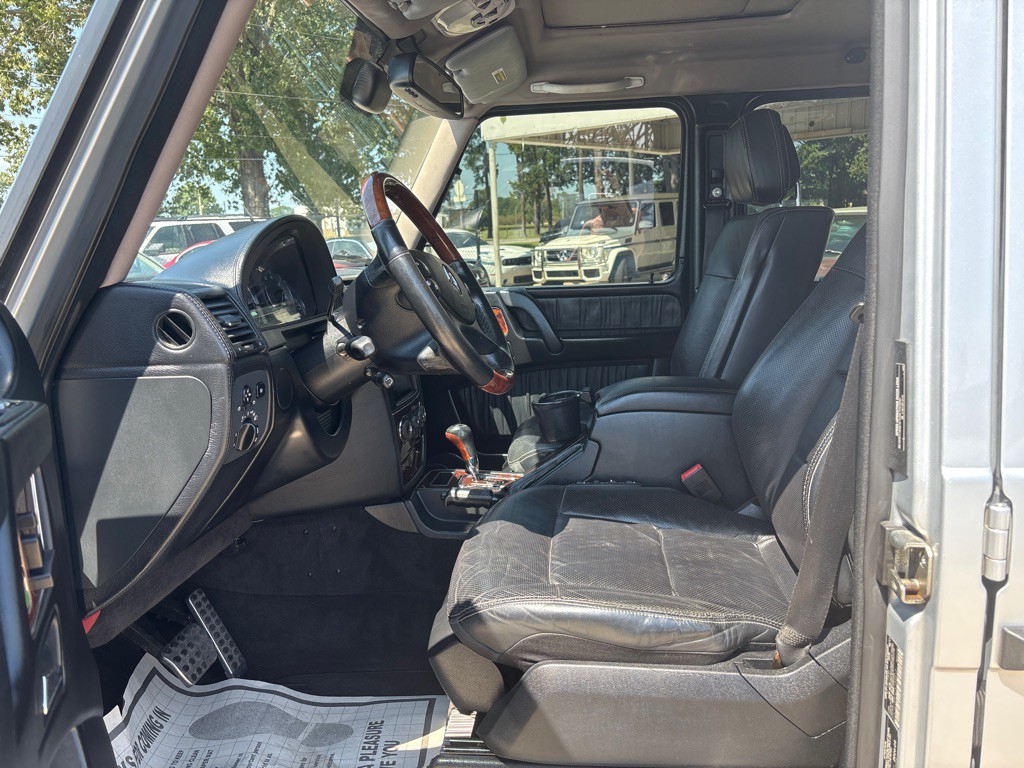 2012 Mercedes-Benz G-Class Image 9
