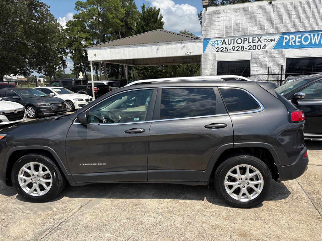 2015 Jeep Cherokee Image 8