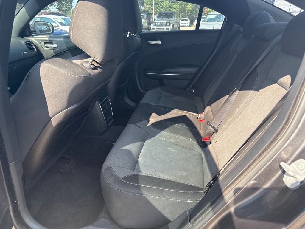 2015 Dodge Charger Image 11