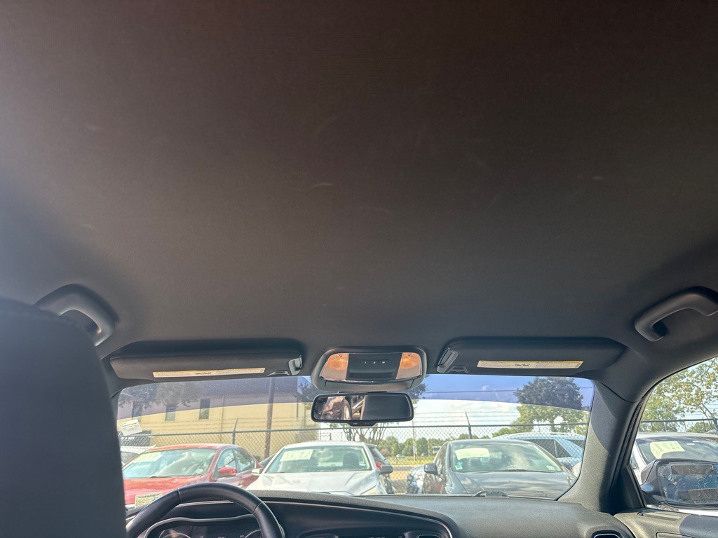 2015 Dodge Charger Image 13