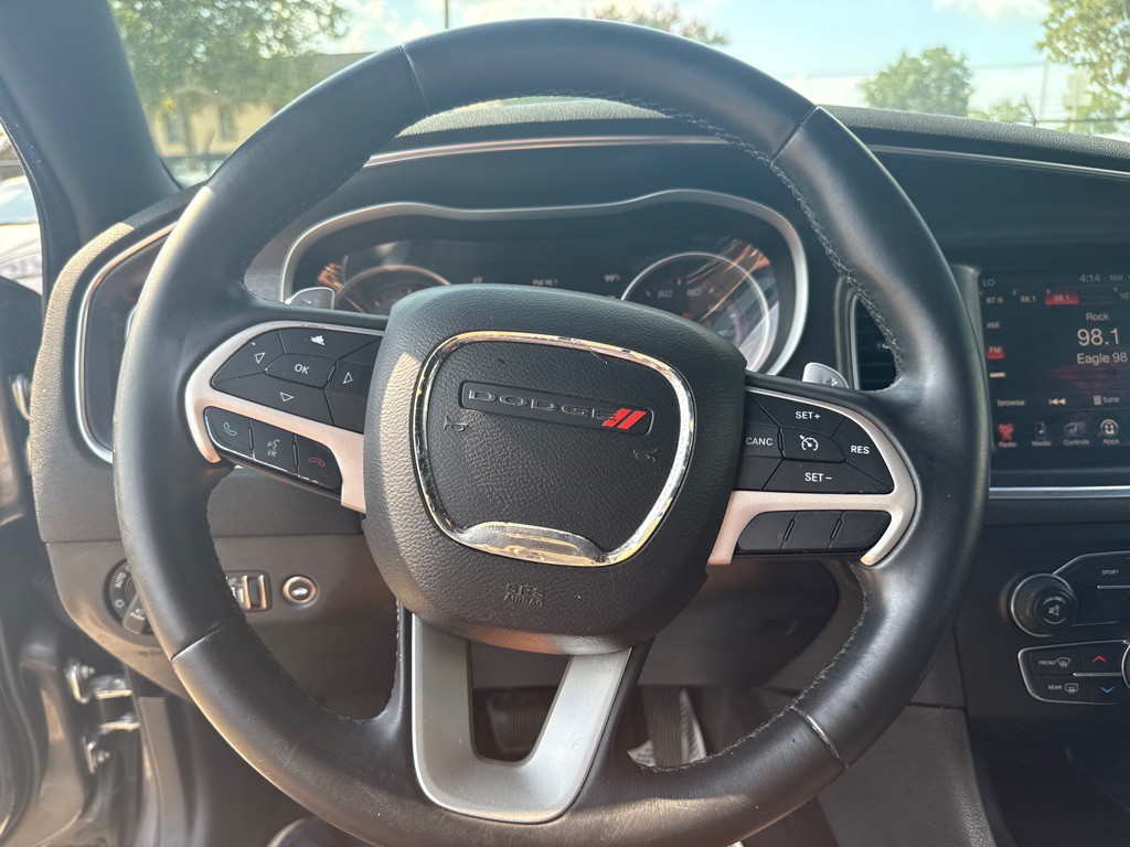 2015 Dodge Charger Image 16