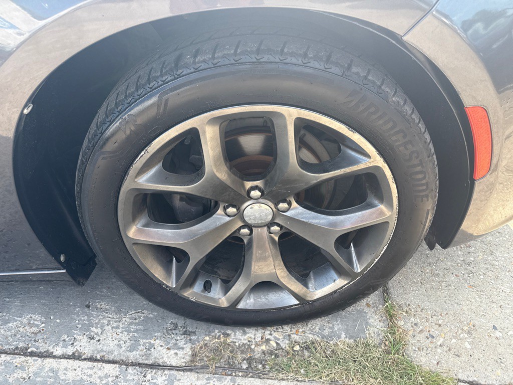 2015 Dodge Charger Image 30