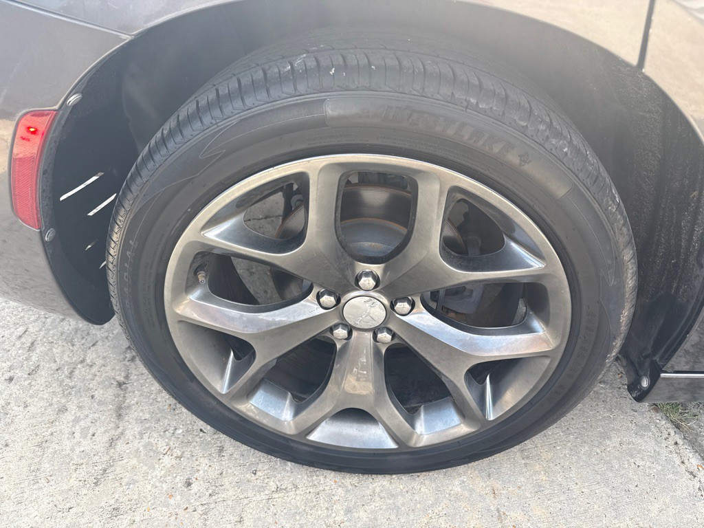 2015 Dodge Charger Image 31