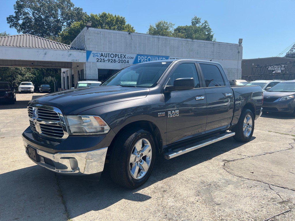 2015 RAM 1500 Image 2