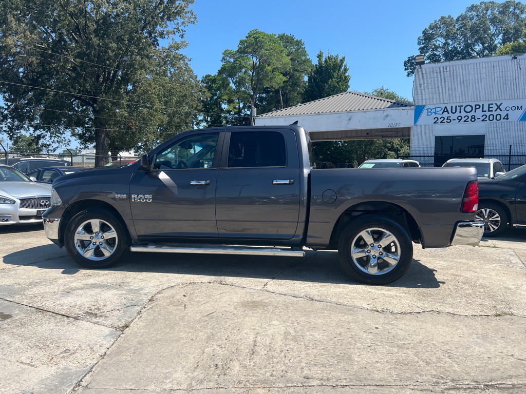 2015 RAM 1500 Image 10