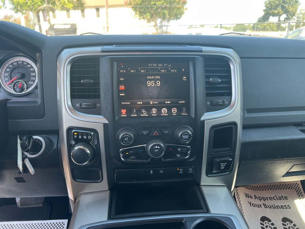 2015 RAM 1500 Image 16