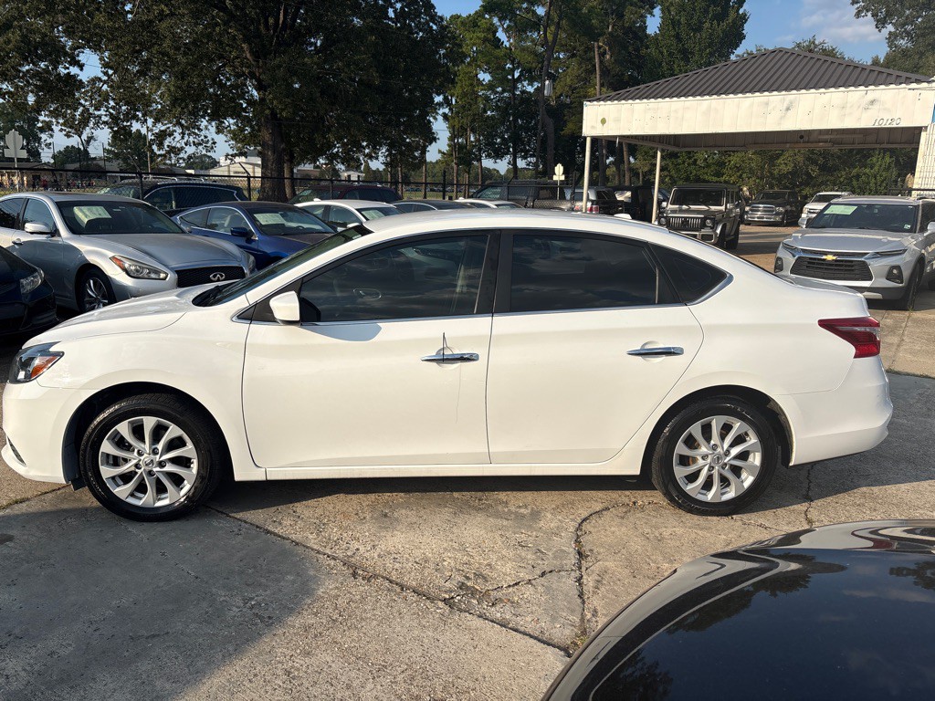 2019 Nissan Sentra Image 2