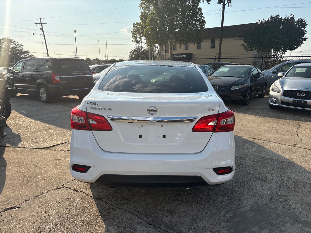 2019 Nissan Sentra Image 4
