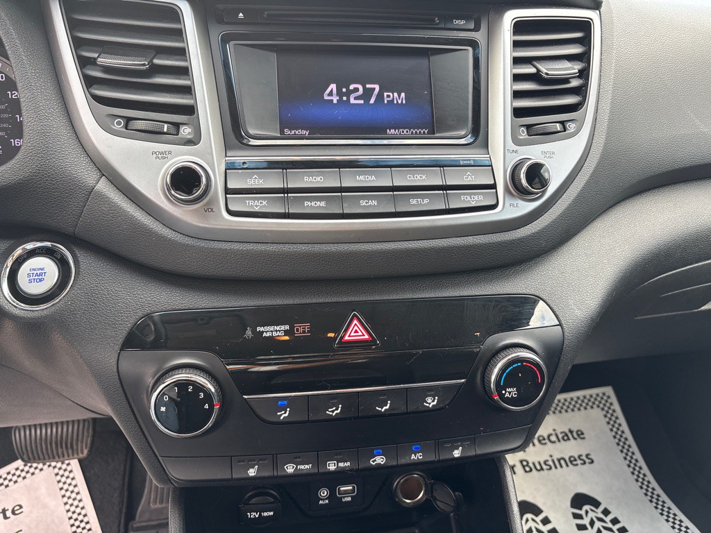 2017 Hyundai Tucson Image 11