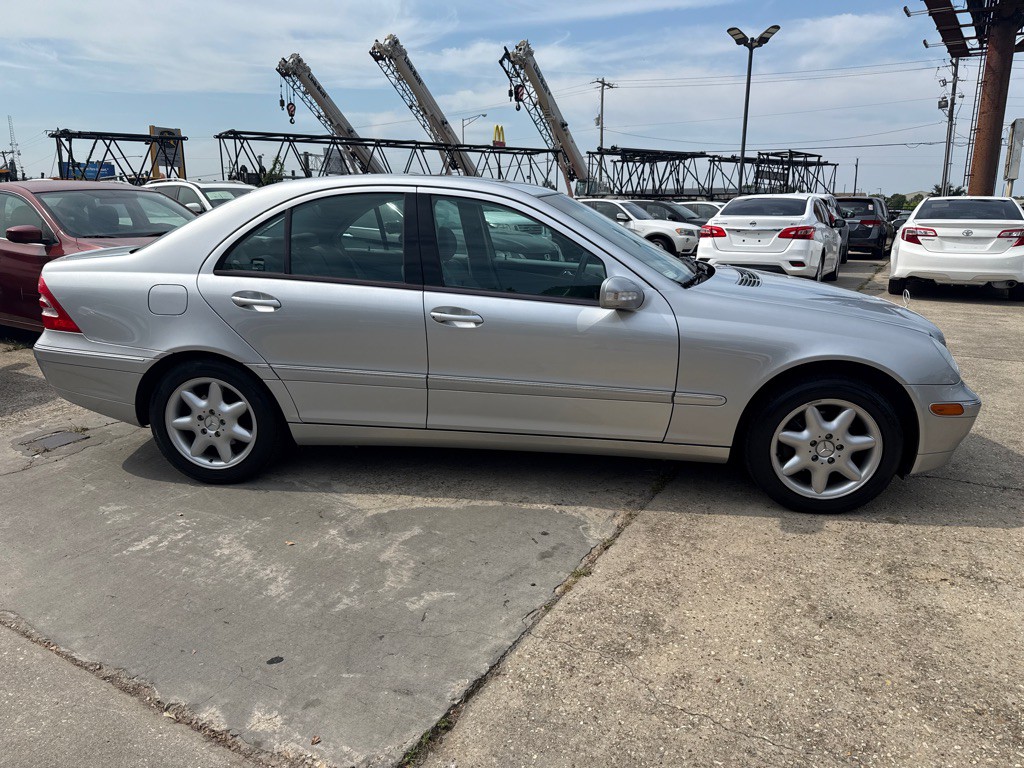 2002 Mercedes-Benz C-Class Image 5
