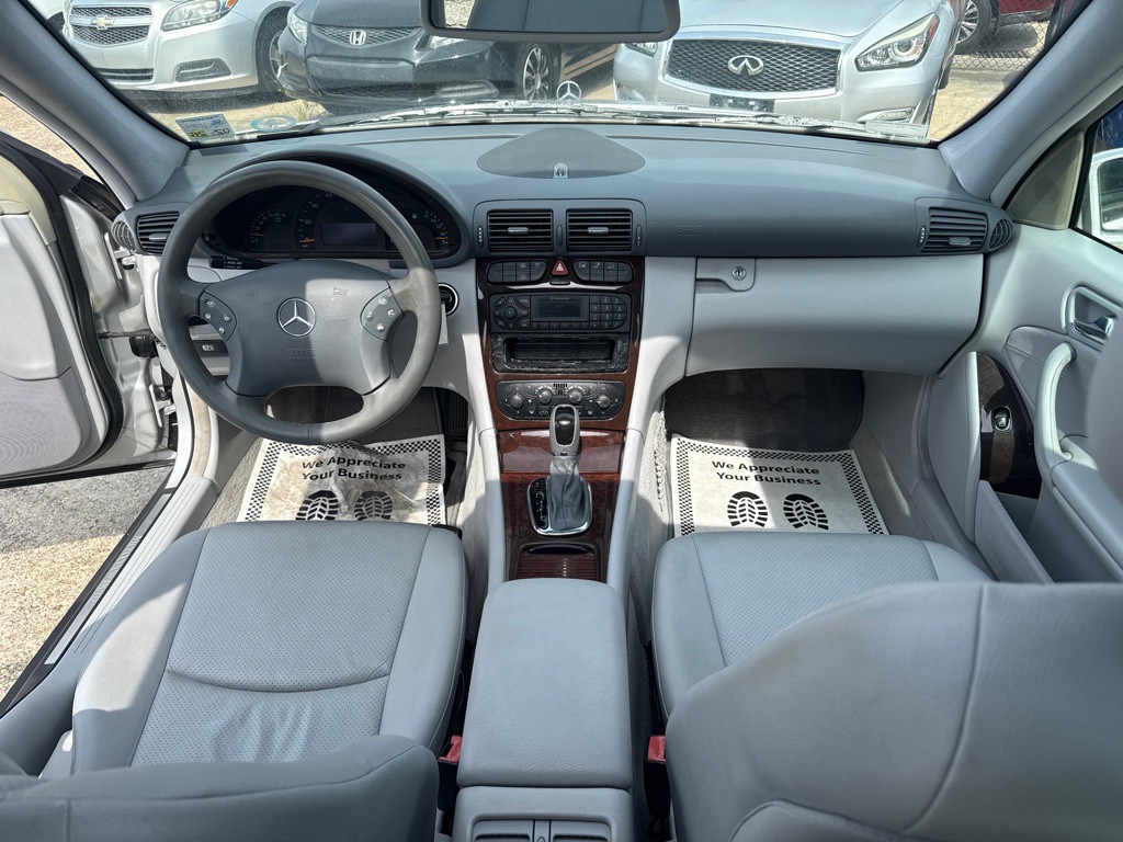 2002 Mercedes-Benz C-Class Image 14